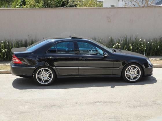 Carro 5.5 SEDAN V8 GASOLINA 4P AUTOMÁTICO