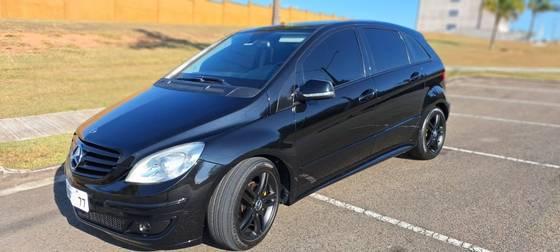 Carro 2.0 8V TURBO GASOLINA 4P AUTOMÁTICO