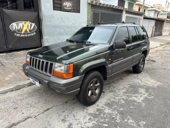 Carro 4.0 LAREDO 4X4 6I 12V GASOLINA 4P AUTOMÁTICO