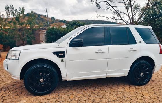 Carro 3.2 S 6 CILINDROS 24V GASOLINA 4P AUTOMÁTICO