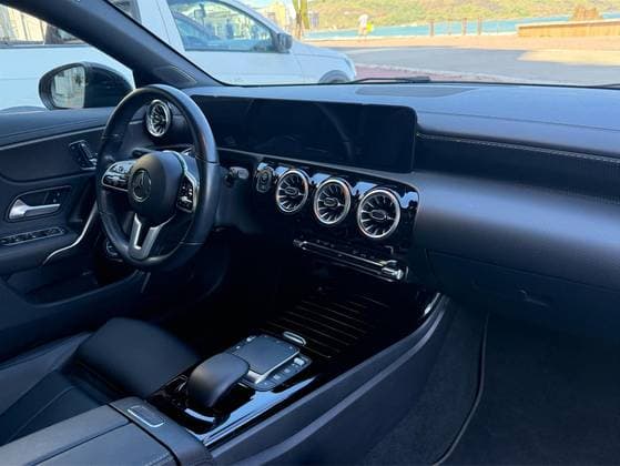 Carro 2.0 CGI GASOLINA 7G-DCT