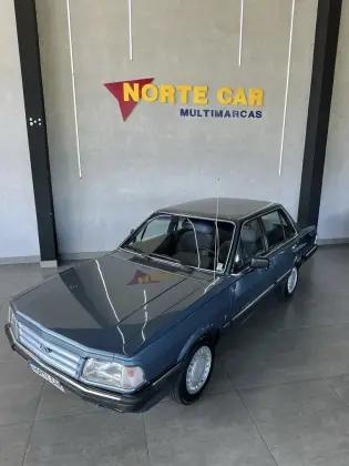 Carro 1.8 GHIA 8V GASOLINA 4P MANUAL
