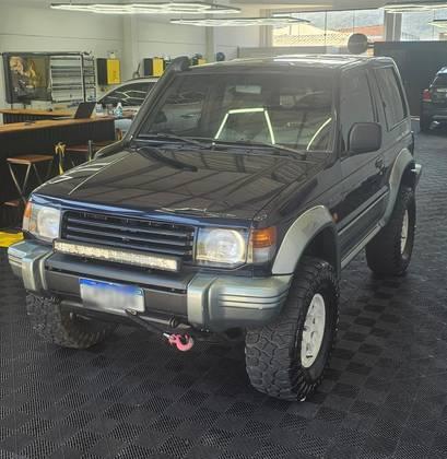 Carro 3.0 GLS-B 4X4 V6 24V GASOLINA 2P MANUAL