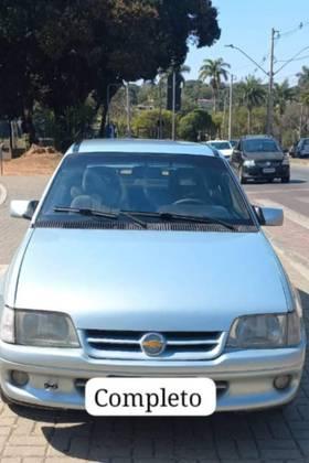 Carro 2.0 MPFI GLS 8V GASOLINA 2P MANUAL