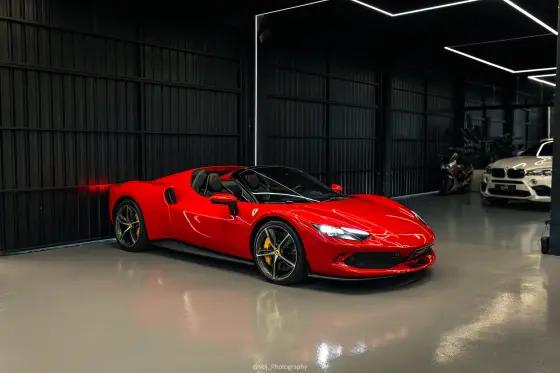 Carro 3.0 V6 TURBO PHEV F1-DCT