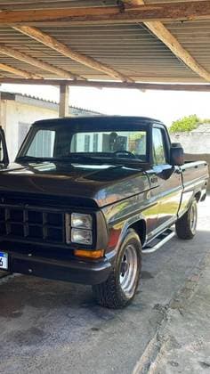 Carro 3.9 SUPER SÉRIE CS 8V DIESEL 2P MANUAL