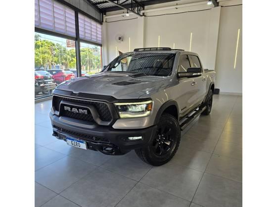 Carro 5.7 V8 GASOLINA REBEL CD 4X4 AUTOMÁTICO