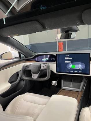 Carro ELÉTRICO LONG RANGE