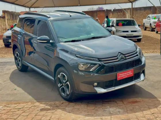 Carro 1.0 TURBO 200 FLEX SHINE CVT