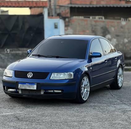 Carro 1.8 20V TURBO GASOLINA 4P MANUAL