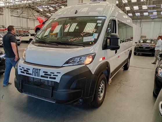 Carro 2.2 BLUEHDI DIESEL MINIBUS LUXO MANUAL