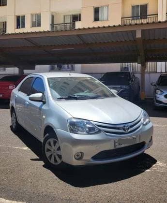 Carro 1.5 XS SEDAN 16V FLEX 4P MANUAL