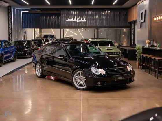 Carro 5.5 SEDAN V8 GASOLINA 4P AUTOMÁTICO