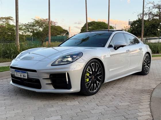 Carro 2.9 V6 E-HYBRID 4 PDK