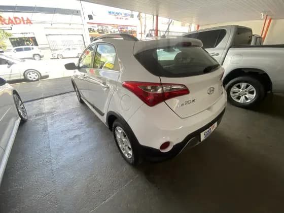Carro 1.6 16V PREMIUM FLEX 4P AUTOMÁTICO