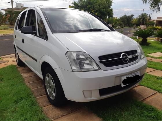 Carro 1.8 MPFI 8V GASOLINA 4P MANUAL