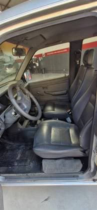 Carro 2.5 GL 4X4 CD 8V TURBO DIESEL 4P MANUAL