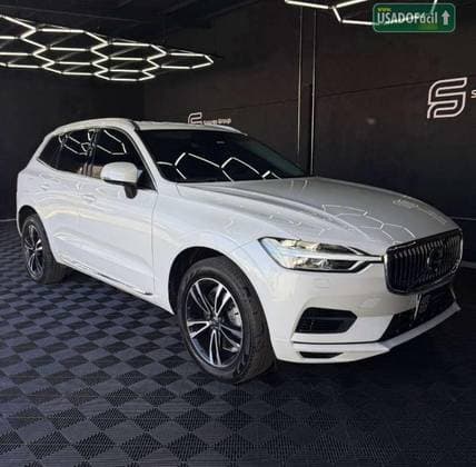 Carro 2.0 T8 HYBRID MOMENTUM AWD GEARTRONIC