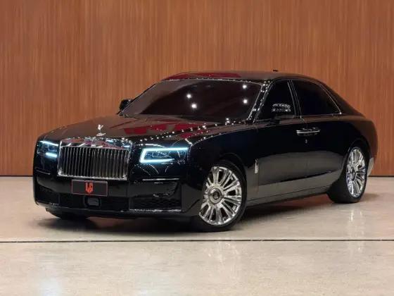 Carro 6.8 V12 TURBO GASOLINA AUTOMÁTICO