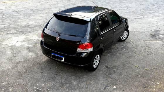 Carro 1.0 MPI ELX 8V FLEX 4P MANUAL
