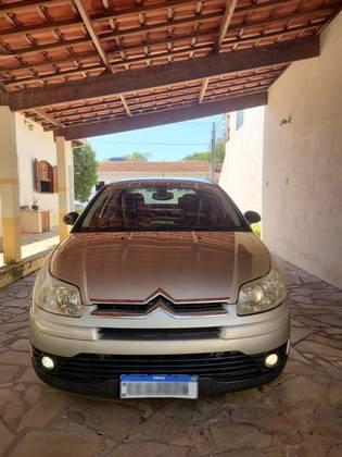 Carro 2.0 EXCLUSIVE PALLAS 16V GASOLINA 4P AUTOMÁTICO