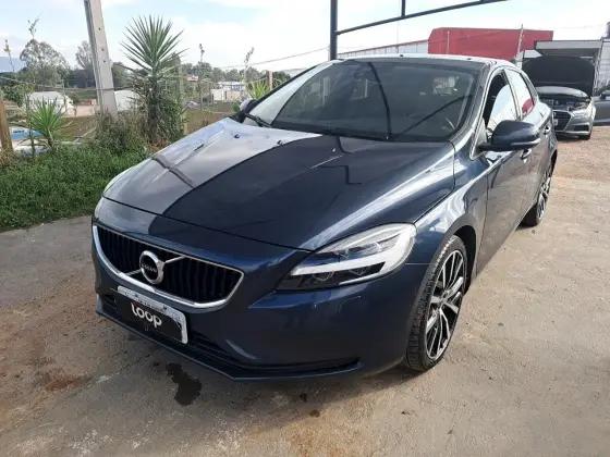 Carro 2.0 T4 MOMENTUM GASOLINA 4P AUTOMÁTICO