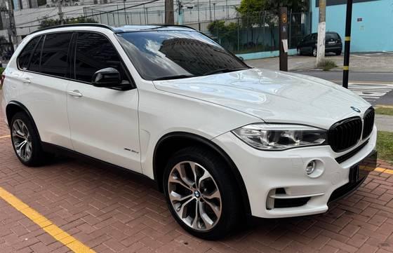 Carro 3.0 4X4 30D I6 TURBO DIESEL 4P AUTOMÁTICO