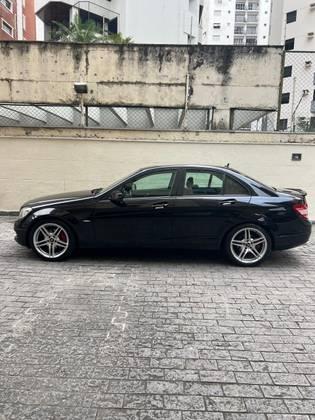 Carro 1.6 CLASSIC KOMPRESSOR GASOLINA 4P AUTOMÁTICO