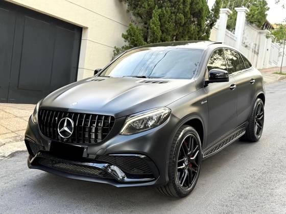 Carro 5.5 V8 TURBO GASOLINA COUPÉ 4MATIC 7G-TRONIC