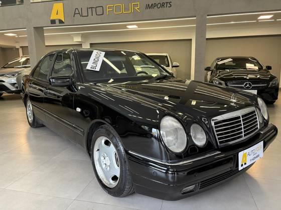 Carro 4.3 AVANTGARDE V8 GASOLINA 4P AUTOMÁTICO