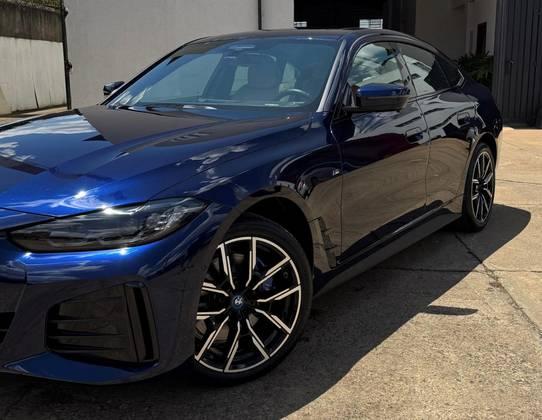 Carro ELÉTRICO eDRIVE40 M SPORT