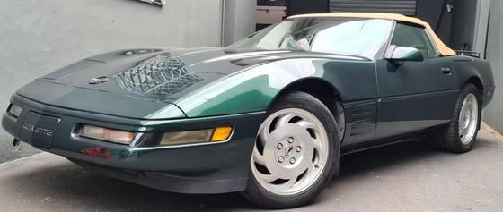 Carro 5.7 CONVERSÍVEL V8 GASOLINA 2P MANUAL