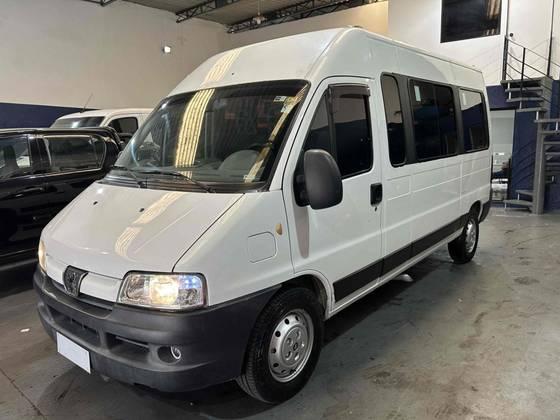 Carro 2.3 HDI 330 PASSAGEIRO 16 LUGARES 8V DIESEL 3P MANUAL