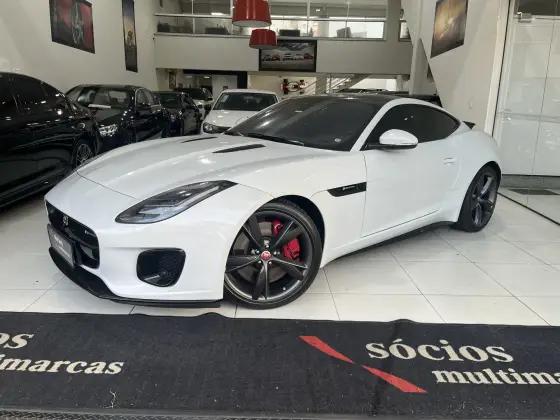 Carro 2.0 P300 GASOLINA R-DYNAMIC COUPÉ AUTOMÁTICO