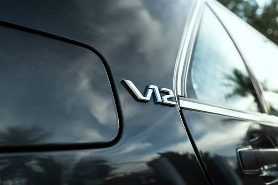 Carro 6.0 V12 GASOLINA L AUTOMÁTICO