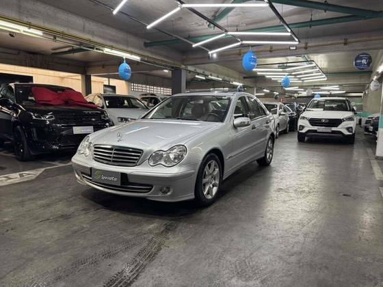 Carro 1.8 CLASSIC KOMPRESSOR 16V 143 CV GASOLINA 4P AUTOMÁTICO