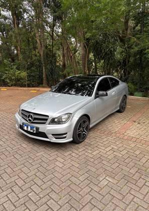 Carro 1.6 CGI COUPE 16V TURBO GASOLINA 2P AUTOMÁTICO