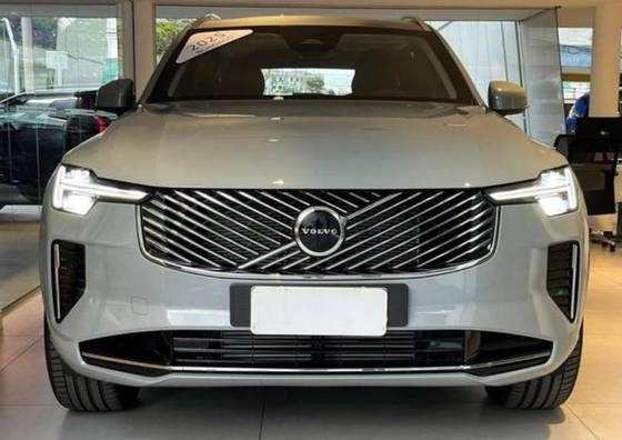 Carro 2.0 T8 RECHARGE PLUS AWD GEARTRONIC