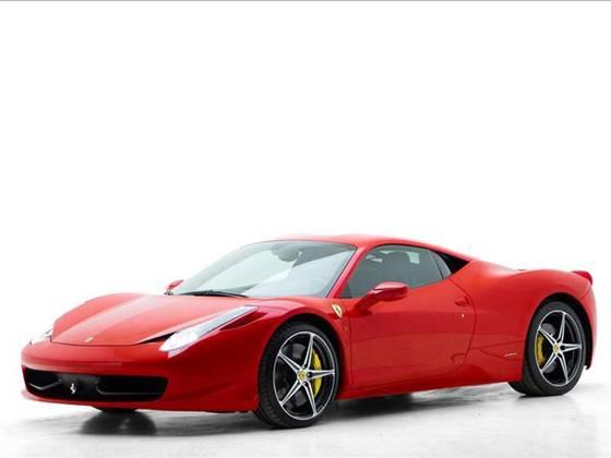 Carro 4.5 V8 GASOLINA F1-DCT