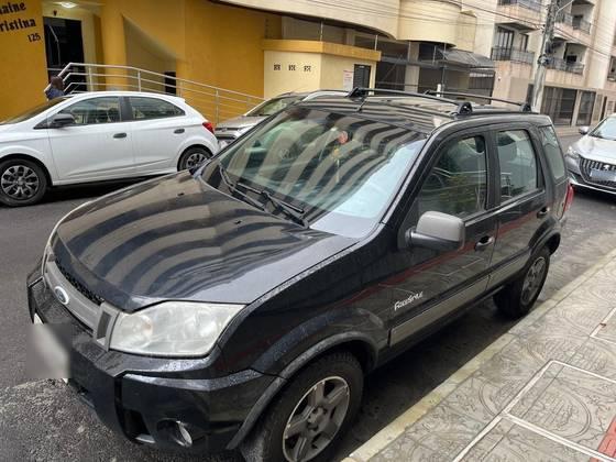 Carro 1.6 XLT FREESTYLE 8V FLEX 4P MANUAL
