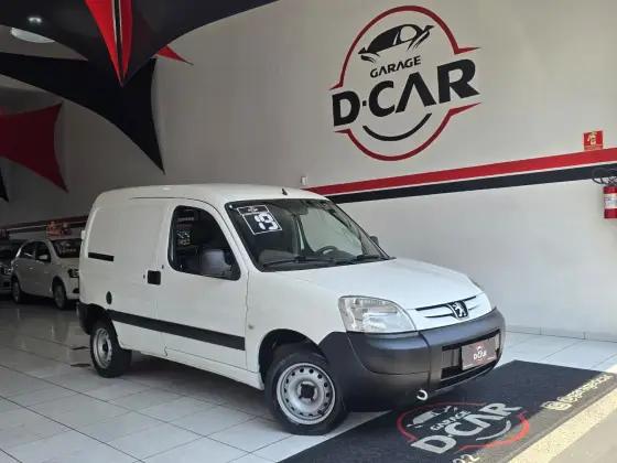 Carro 1.6 FURGÃO 800KG 16V FLEX 3P MANUAL