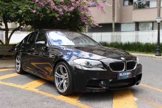 Carro 4.4 V8 32V GASOLINA 4P AUTOMÁTICO