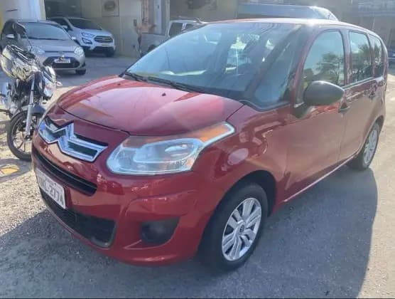 Carro 1.6 FLEX EXCLUSIVE MANUAL