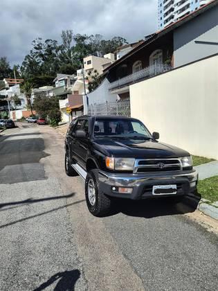 Carro 3.0 4X4 8V TURBO DIESEL 4P MANUAL