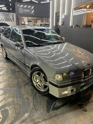 Carro 2.5 SPORT COMPACT 24V GASOLINA 2P MANUAL