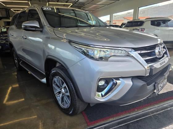 Carro 2.8 SRX 4X4 7 LUGARES 16V TURBO INTERCOOLER DIESEL 4P AUTOMÁTICO