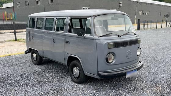 Carro 1.6 FURGÃO 8V GASOLINA 3P MANUAL