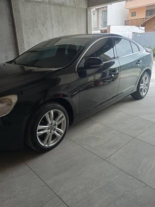 Carro 2.0 T5 DYNAMIC GASOLINA 4P AUTOMÁTICO