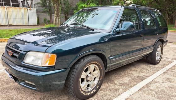 Carro 4.3 SFI DLX 4X2 V6 12V GASOLINA 4P MANUAL