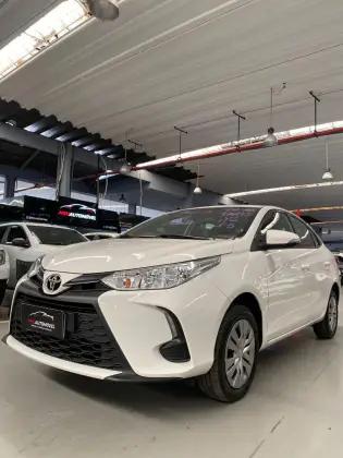 Carro 1.5 16V FLEX SEDAN XL LIVE MULTIDRIVE